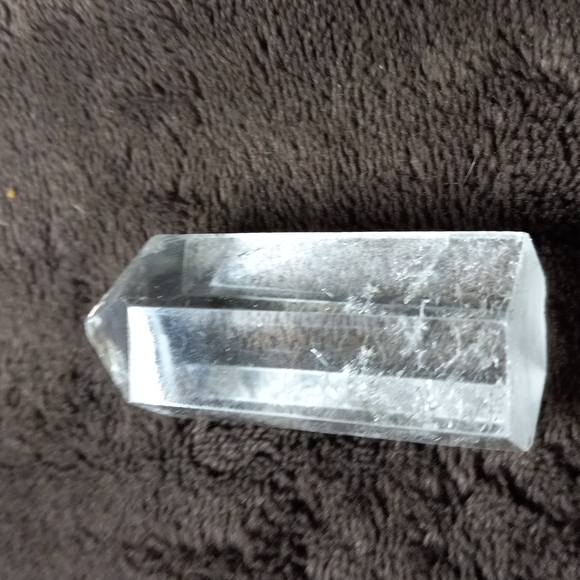 Quartz gemstone healing wand - Picture 3 of 5